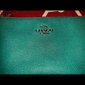 Coach Green Jade corner zip wristlet
